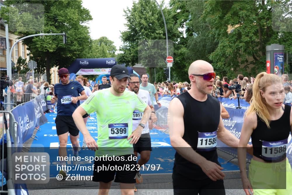 29.06.2025 - hella hamburg halbmarathon Zöllner http://msf.ph/oto/8231797 29.06.2025 10:53:51 Ziel 1422, 1706, 1870, 2082, 2518, 5607, 6260, 6877, 7177, 8285, 8335, 9922, 10529, 10891, 12413, 14026, 14702, 14818, 15502, 16538, 17740, 18249, 18418, 18487, 18514, 18759, 18915, 19177 meine-sportfotos.de