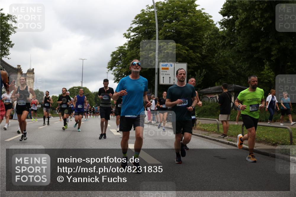 29.06.2025 - hella hamburg halbmarathon Yannick Fuchs http://msf.ph/oto/8231835 29.06.2025 10:46:48 20KM 1098, 1257, 1482, 1657, 1683, 2111, 2208, 2444, 2814, 3258, 3399, 3715, 3952, 3999, 4121, 4587, 4726, 5169, 5194, 5607, 5907, 6897, 7178, 7232, 7383, 7475, 8172, 8316, 8587, 8955, 9065, 9163, 10529, 10811, 11217, 12135, 12155, 12482, 12519, 13211, 13301, 14198, 14286, 14791, 14805, 15980, 16320, 16467, 16929, 17130, 17198, 17710, 17773, 18249, 18331, 19208 meine-sportfotos.de