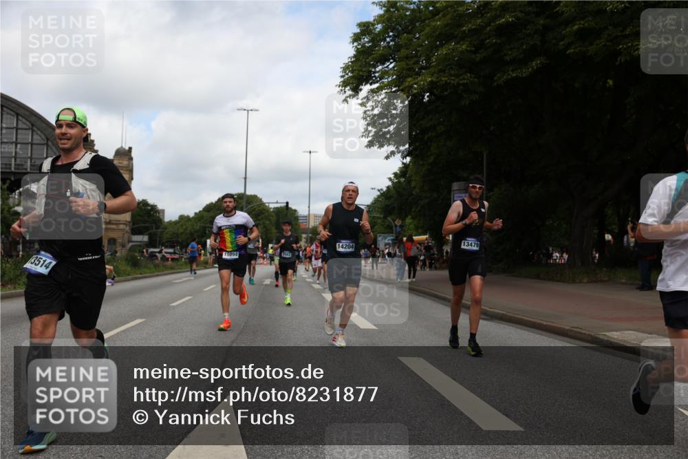 29.06.2025 - hella hamburg halbmarathon Yannick Fuchs http://msf.ph/oto/8231877 29.06.2025 10:34:08 20KM 1343, 2044, 2525, 2546, 2563, 2972, 3547, 4398, 4565, 4759, 5752, 7981, 8319, 8346, 8925, 9116, 9265, 9540, 11284, 11305, 11806, 12046, 12091, 12335, 12372, 13190, 13479, 13514, 14204, 14272, 14311, 14359, 15013, 15094, 15336, 15435, 15556, 15744, 17005, 17215, 17360, 17425, 17668, 17792, 17916, 18149, 18154, 18285, 18803 meine-sportfotos.de