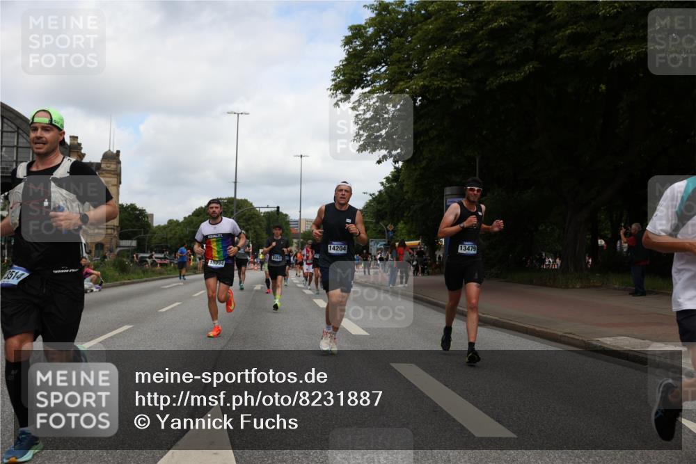 29.06.2025 - hella hamburg halbmarathon Yannick Fuchs http://msf.ph/oto/8231887 29.06.2025 10:34:08 20KM 1343, 2044, 2525, 2546, 2563, 2972, 3547, 4398, 4565, 4759, 5752, 7981, 8319, 8346, 8925, 9116, 9265, 9540, 11284, 11305, 11806, 12046, 12091, 12335, 12372, 13190, 13479, 13514, 14204, 14272, 14311, 14359, 15013, 15094, 15336, 15435, 15556, 15744, 17005, 17215, 17360, 17425, 17668, 17792, 17916, 18149, 18154, 18285, 18803 meine-sportfotos.de