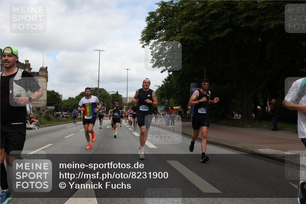 29.06.2025 - hella hamburg halbmarathon Yannick Fuchs http://msf.ph/oto/8231900 29.06.2025 10:34:08 20KM 1343, 2044, 2525, 2546, 2563, 2972, 3547, 4398, 4565, 4759, 5752, 7981, 8319, 8346, 8925, 9116, 9265, 9540, 11284, 11305, 11806, 12046, 12091, 12335, 12372, 13190, 13479, 13514, 14204, 14272, 14311, 14359, 15013, 15094, 15336, 15435, 15556, 15744, 17005, 17215, 17360, 17425, 17668, 17792, 17916, 18149, 18154, 18285, 18803 meine-sportfotos.de