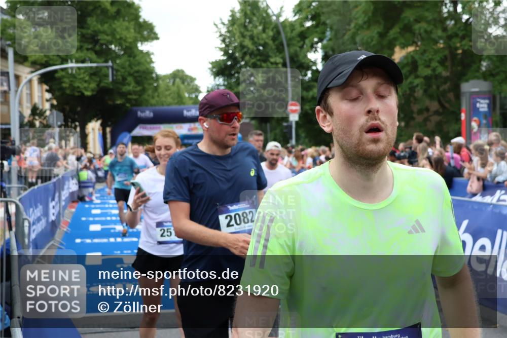 29.06.2025 - hella hamburg halbmarathon Zöllner http://msf.ph/oto/8231920 29.06.2025 10:53:53 Ziel 1422, 1706, 1870, 5607, 6260, 6877, 7177, 7395, 8285, 8335, 9922, 10529, 10891, 12413, 14026, 15502, 16538, 17740, 18249, 18418, 18487, 18759, 18831, 18915, 19177 meine-sportfotos.de