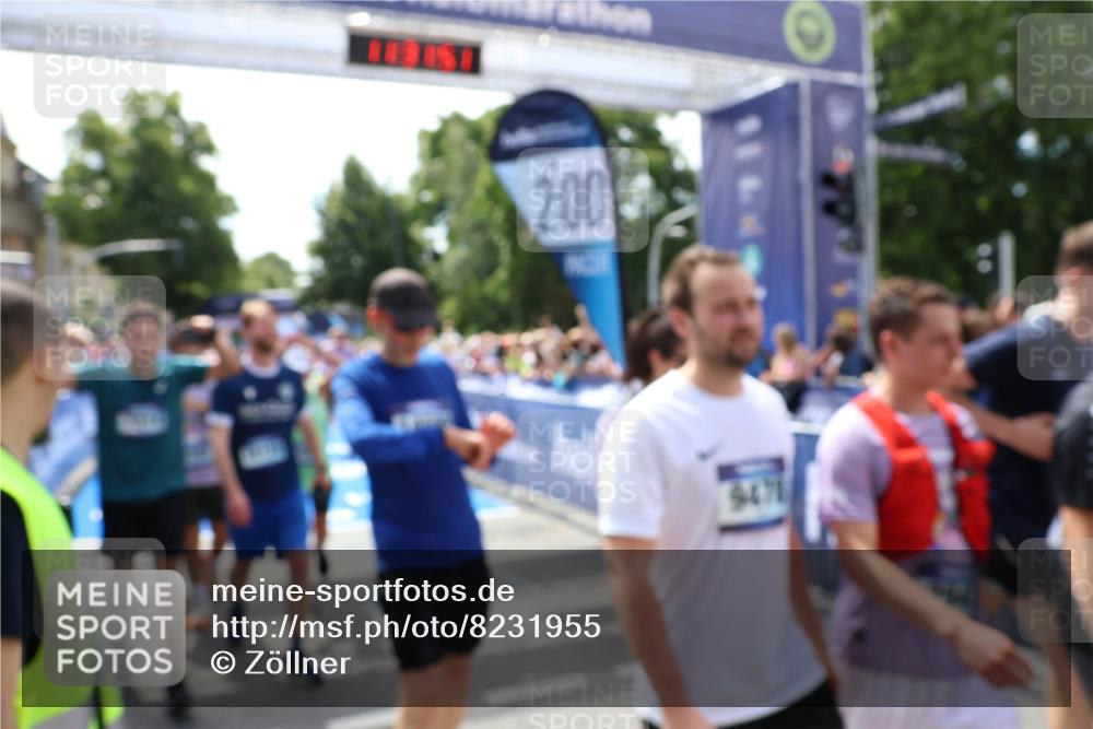 29.06.2025 - hella hamburg halbmarathon Zöllner http://msf.ph/oto/8231955 29.06.2025 11:31:49 Ziel 1844, 2000, 10917, 11656, 11665, 15147, 17509, 17517, 17664 meine-sportfotos.de