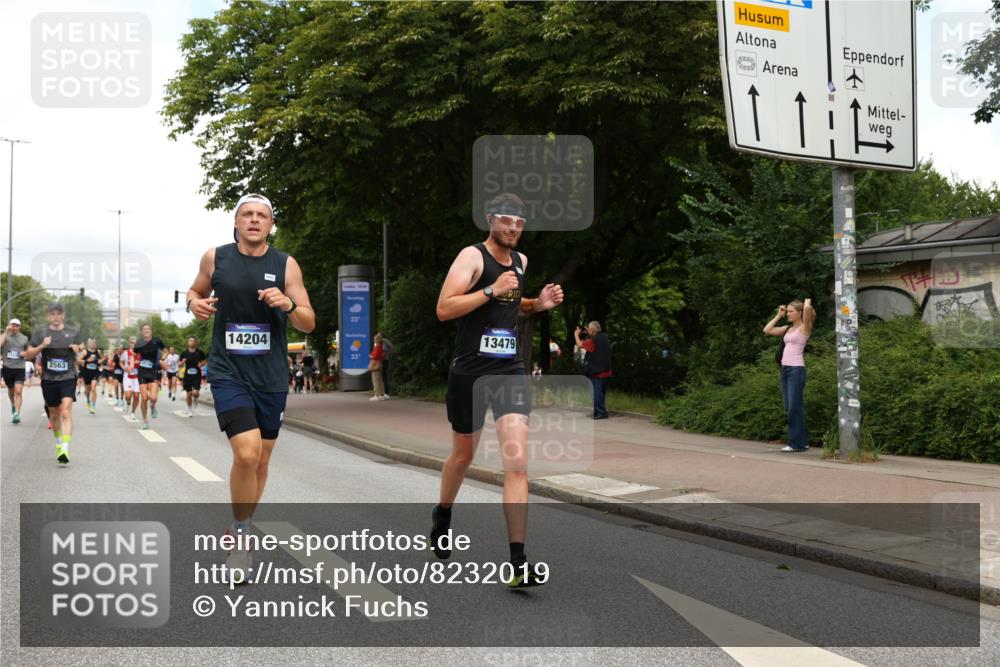 29.06.2025 - hella hamburg halbmarathon Yannick Fuchs http://msf.ph/oto/8232019 29.06.2025 10:34:09 20KM 1343, 2044, 2525, 2546, 2563, 2972, 3547, 4398, 4565, 4759, 5752, 7981, 8319, 8346, 8925, 9116, 9265, 9540, 11284, 11305, 11806, 12046, 12091, 12335, 12372, 13190, 13479, 13514, 14204, 14272, 14359, 15013, 15094, 15336, 15435, 15556, 15744, 17005, 17215, 17360, 17425, 17668, 17792, 17916, 18149, 18154, 18285, 18803 meine-sportfotos.de