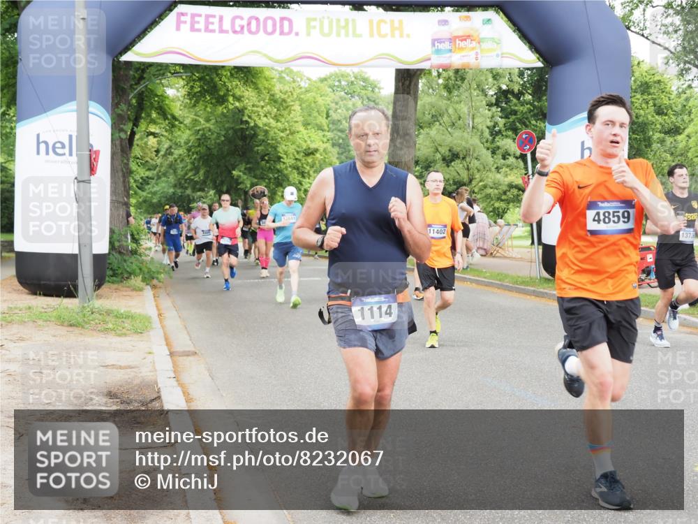 29.06.2025 - hella hamburg halbmarathon MichiJ http://msf.ph/oto/8232067 29.06.2025 10:49:40 Zwischen KM18-KM19 1114, 1940, 4859, 6311, 7869, 9124, 10866, 11402, 12567, 12662, 13551, 13739, 13841, 16371, 16540, 18796 meine-sportfotos.de