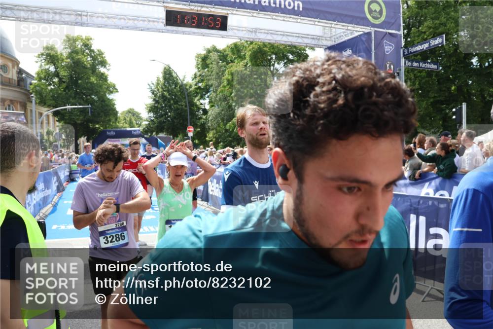 29.06.2025 - hella hamburg halbmarathon Zöllner http://msf.ph/oto/8232102 29.06.2025 11:31:51 Ziel 1844, 2000, 2080, 6626, 9995, 10917, 11656, 11665, 14479, 15147, 17509, 17517, 17664 meine-sportfotos.de