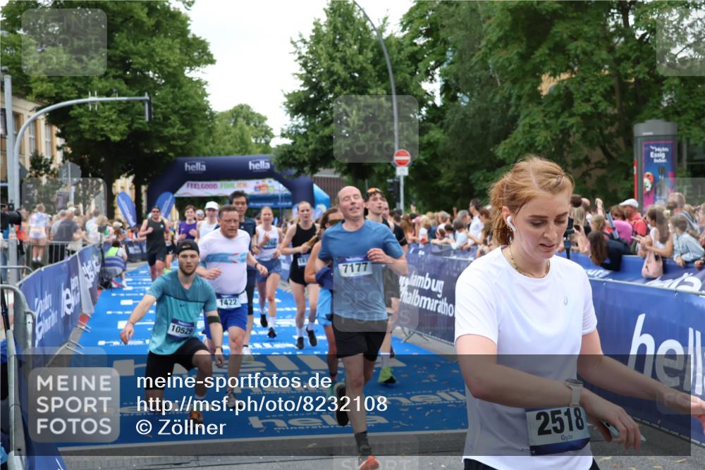 29.06.2025 - hella hamburg halbmarathon Zöllner http://msf.ph/oto/8232108 29.06.2025 10:53:55 Ziel 1422, 1706, 1870, 5607, 6260, 7177, 7395, 7973, 9922, 10529, 10891, 12413, 14026, 14175, 15502, 16477, 16538, 17740, 18249, 18418, 18487, 18759, 18831, 18879, 18915, 19177 meine-sportfotos.de