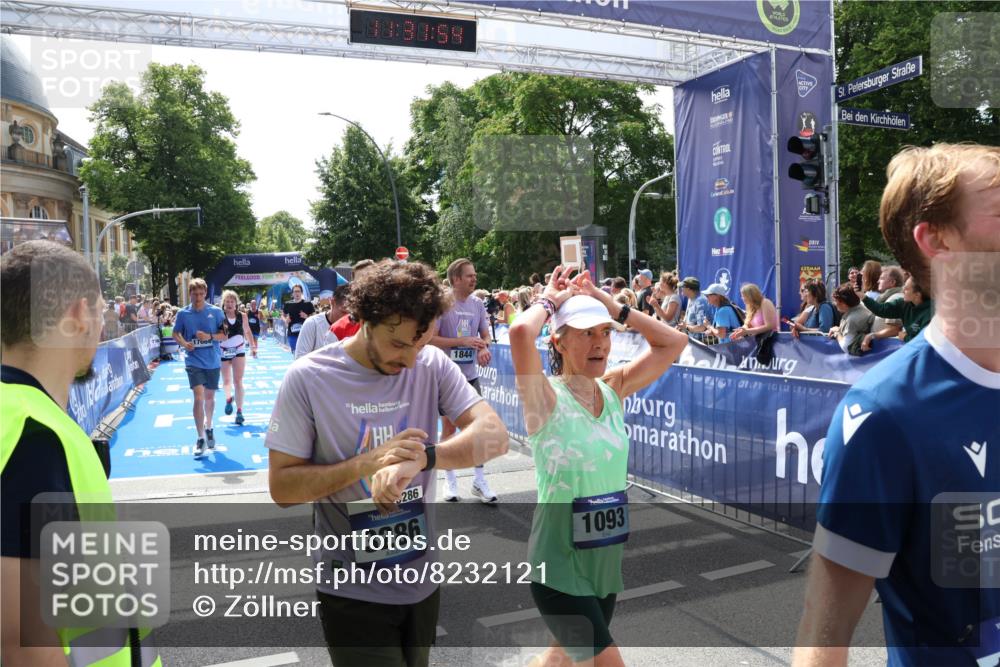 29.06.2025 - hella hamburg halbmarathon Zöllner http://msf.ph/oto/8232121 29.06.2025 11:31:52 Ziel 1844, 2000, 2080, 6626, 9995, 10917, 11656, 11665, 14479, 15147, 17509, 17664 meine-sportfotos.de