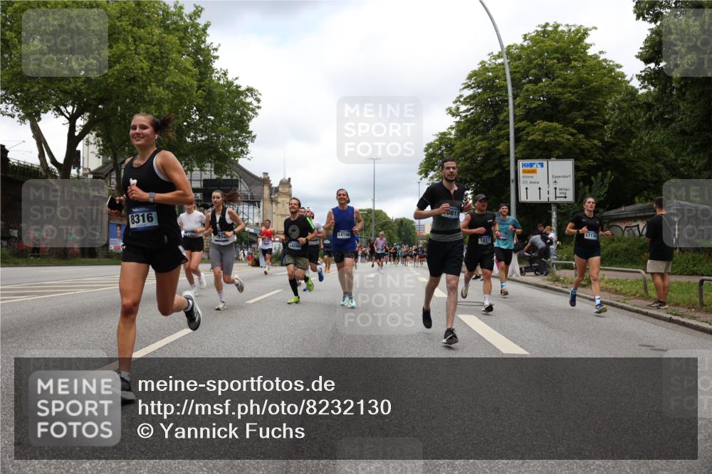 29.06.2025 - hella hamburg halbmarathon Yannick Fuchs http://msf.ph/oto/8232130 29.06.2025 10:46:50 20KM 1098, 1257, 1482, 1657, 1683, 2111, 2208, 2444, 2814, 3258, 3399, 3715, 3952, 3999, 4121, 4419, 4587, 4726, 5169, 5194, 5607, 5907, 6897, 7178, 7232, 7383, 7475, 8316, 8587, 8955, 9065, 9163, 10529, 10811, 11217, 11589, 11604, 11689, 12155, 12482, 12519, 13211, 13301, 14198, 14286, 14805, 15681, 15980, 16320, 16467, 16929, 17130, 17198, 17710, 17773, 18249, 18331, 19208 meine-sportfotos.de