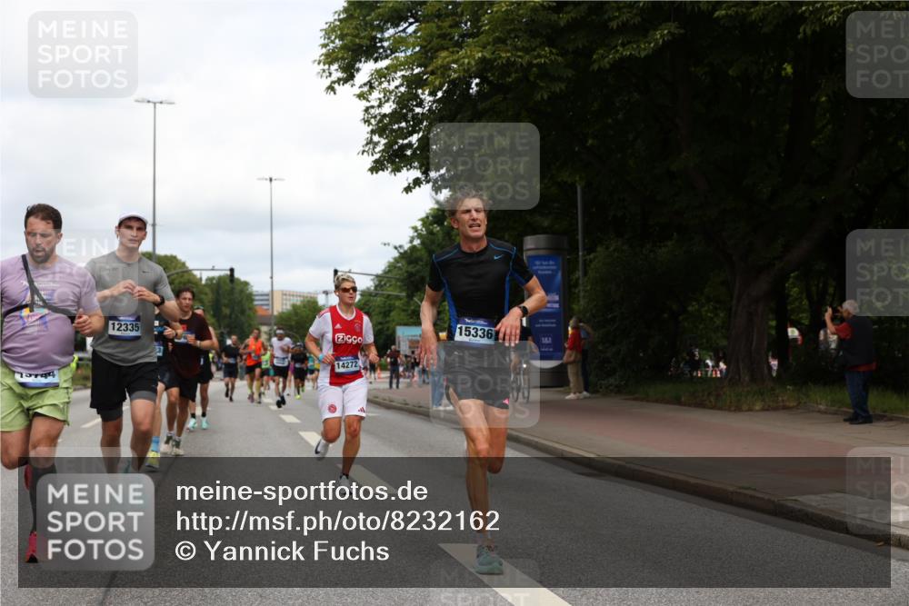 29.06.2025 - hella hamburg halbmarathon Yannick Fuchs http://msf.ph/oto/8232162 29.06.2025 10:34:13 20KM 1343, 1358, 2044, 2525, 2546, 2563, 2972, 3547, 4398, 4565, 4759, 5752, 7981, 8319, 8346, 8925, 9116, 9265, 9540, 11284, 11305, 11714, 11806, 12046, 12091, 12335, 12372, 13190, 13479, 13514, 14204, 14272, 14359, 15094, 15336, 15435, 15744, 17005, 17215, 17360, 17425, 17668, 17792, 17916, 18013, 18154, 18285, 18803 meine-sportfotos.de