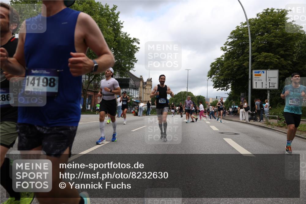 29.06.2025 - hella hamburg halbmarathon Yannick Fuchs http://msf.ph/oto/8232630 29.06.2025 10:46:52 20KM 1098, 1257, 1482, 1657, 1683, 2111, 2208, 2444, 2814, 3258, 3399, 3952, 3999, 4121, 4419, 4587, 4726, 5169, 5194, 5607, 5907, 6897, 7178, 7232, 7383, 7475, 8273, 8316, 8587, 8651, 8955, 9065, 9163, 10529, 10811, 11217, 11588, 11589, 11604, 11689, 12155, 12482, 12519, 13211, 13301, 14198, 14286, 14805, 15681, 15980, 16467, 16929, 17130, 17198, 17710, 17773, 18249, 18331, 19208 meine-sportfotos.de