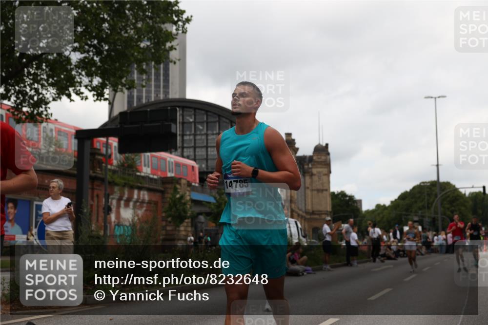 29.06.2025 - hella hamburg halbmarathon Yannick Fuchs http://msf.ph/oto/8232648 29.06.2025 11:04:32 20KM 1032, 2110, 2288, 2712, 2819, 3091, 3176, 3225, 4001, 4007, 4583, 6217, 7809, 7810, 8001, 8632, 9674, 10297, 10428, 11582, 11774, 12658, 13370, 13610, 14540, 14785, 16255, 16437, 16456, 16709, 16776, 17239, 18218, 18343, 18493, 18616, 18617 meine-sportfotos.de