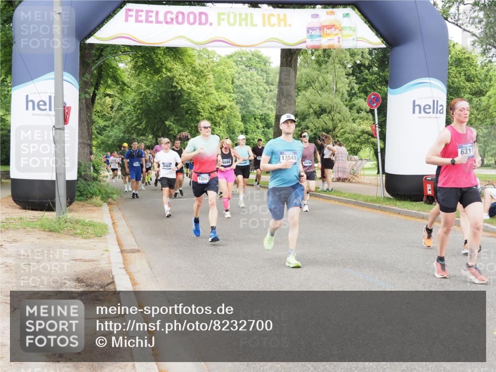 29.06.2025 - hella hamburg halbmarathon MichiJ http://msf.ph/oto/8232700 29.06.2025 10:49:42 Zwischen KM18-KM19 1114, 1940, 4859, 6311, 9124, 9899, 11402, 12567, 13739, 13841, 16540, 18359, 18796 meine-sportfotos.de
