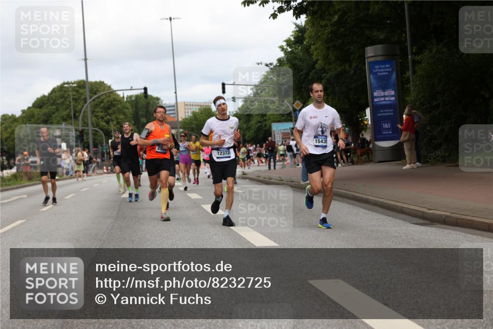 29.06.2025 - hella hamburg halbmarathon Yannick Fuchs http://msf.ph/oto/8232725 29.06.2025 10:34:17 20KM 1358, 2044, 2546, 2563, 2573, 2972, 3547, 3626, 4398, 4565, 5752, 7981, 8319, 8346, 8925, 9116, 9540, 11284, 11305, 11714, 11806, 12046, 12091, 12335, 12372, 13190, 13479, 13514, 14077, 14204, 14272, 15094, 15336, 15421, 15435, 15744, 15828, 17005, 17425, 17668, 17792, 17916, 18013, 18154, 18285, 18803 meine-sportfotos.de