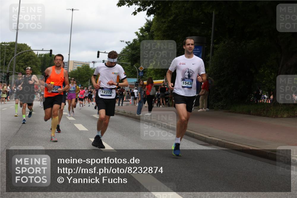 29.06.2025 - hella hamburg halbmarathon Yannick Fuchs http://msf.ph/oto/8232874 29.06.2025 10:34:18 20KM 1358, 1975, 2044, 2546, 2563, 2573, 2972, 3547, 3626, 4398, 4565, 5752, 7981, 8319, 8346, 8925, 9116, 9540, 11284, 11714, 11806, 12046, 12091, 12335, 12372, 13190, 13479, 13514, 14077, 14204, 14272, 14699, 15094, 15336, 15421, 15435, 15744, 15828, 17425, 17668, 17792, 17916, 17973, 18013, 18154, 18803 meine-sportfotos.de