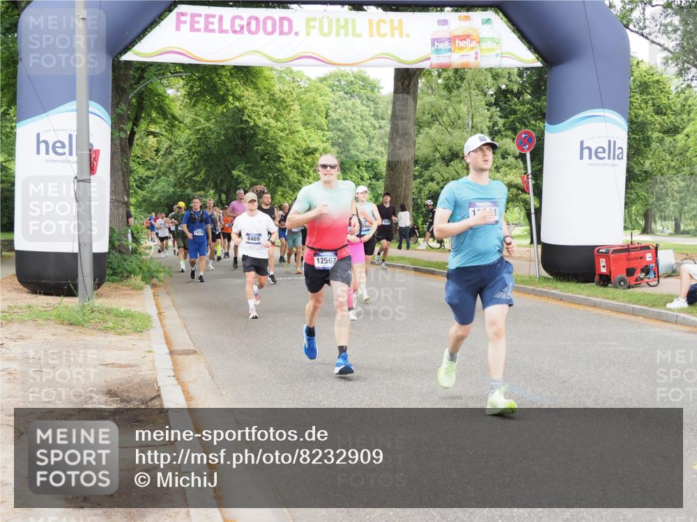29.06.2025 - hella hamburg halbmarathon MichiJ http://msf.ph/oto/8232909 29.06.2025 10:49:43 Zwischen KM18-KM19 1114, 1940, 4859, 6311, 8469, 9124, 9899, 10194, 11402, 12567, 13739, 13841, 16540, 18359, 18739, 18796 meine-sportfotos.de