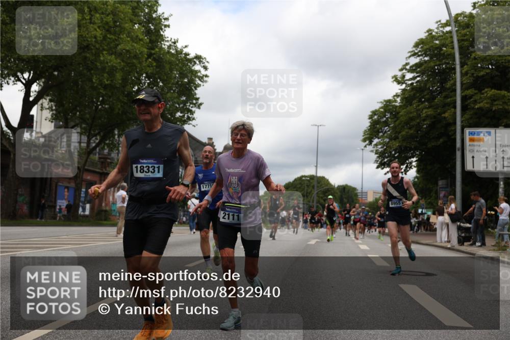 29.06.2025 - hella hamburg halbmarathon Yannick Fuchs http://msf.ph/oto/8232940 29.06.2025 10:46:55 20KM 1098, 1257, 1258, 1482, 1657, 1683, 2111, 2208, 2444, 2814, 2910, 3258, 3399, 3952, 3999, 4121, 4419, 4587, 4726, 5169, 5194, 5607, 5907, 6897, 7178, 7232, 7383, 8273, 8361, 8587, 8651, 8955, 9065, 9163, 10529, 10724, 10811, 11217, 11588, 11589, 11604, 11689, 12155, 12482, 12519, 12910, 13211, 14198, 14286, 14805, 15430, 15681, 15980, 16467, 16929, 17130, 17198, 17710, 18249, 18331, 18901, 19208, 19244 meine-sportfotos.de