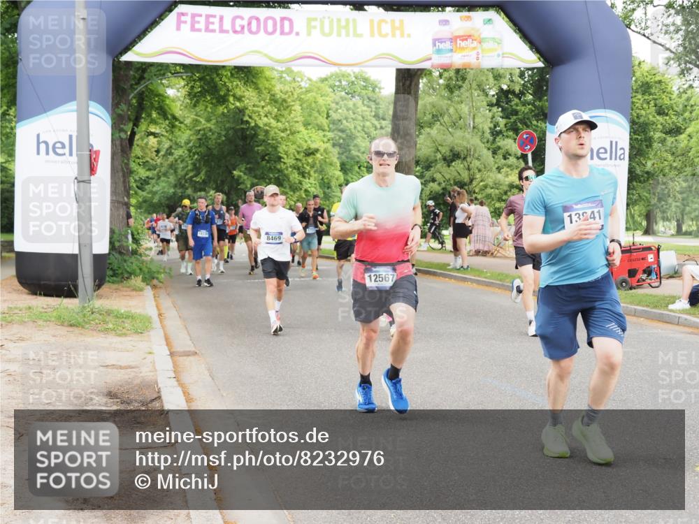 29.06.2025 - hella hamburg halbmarathon MichiJ http://msf.ph/oto/8232976 29.06.2025 10:49:44 Zwischen KM18-KM19 1114, 4859, 6311, 8469, 9899, 10194, 11402, 12567, 13739, 13841, 15093, 16540, 18028, 18359, 18739, 18796 meine-sportfotos.de