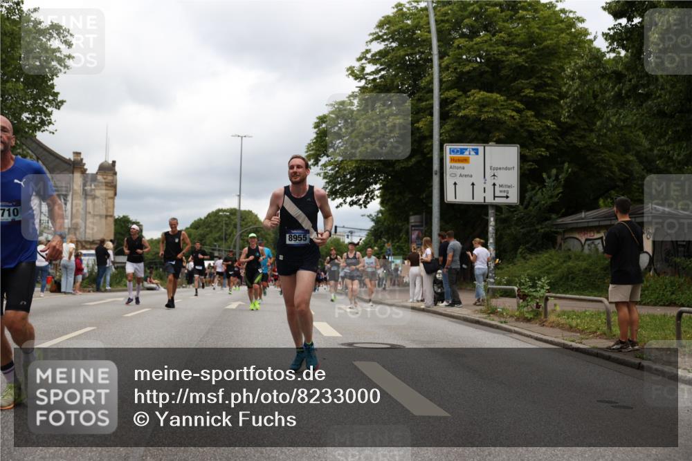 29.06.2025 - hella hamburg halbmarathon Yannick Fuchs http://msf.ph/oto/8233000 29.06.2025 10:46:56 20KM 1098, 1257, 1258, 1482, 1657, 1683, 2111, 2208, 2910, 3258, 3334, 3399, 3952, 3999, 4419, 4587, 4726, 5169, 5194, 5607, 5907, 6198, 6897, 7178, 7232, 7383, 8273, 8361, 8587, 8651, 8955, 9065, 9163, 10529, 10724, 10811, 11217, 11588, 11589, 11604, 11689, 12155, 12482, 12910, 13211, 14198, 14286, 14805, 15430, 15681, 15980, 16467, 16929, 17130, 17198, 17710, 18249, 18331, 18901, 19208, 19244 meine-sportfotos.de