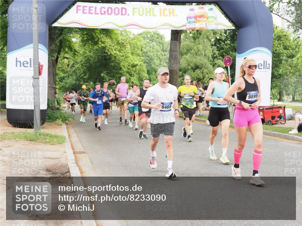 29.06.2025 - hella hamburg halbmarathon MichiJ http://msf.ph/oto/8233090 29.06.2025 10:49:45 Zwischen KM18-KM19 1126, 1724, 6311, 8469, 9899, 10194, 11402, 12567, 13739, 13841, 15093, 16540, 18028, 18359, 18739, 18796 meine-sportfotos.de