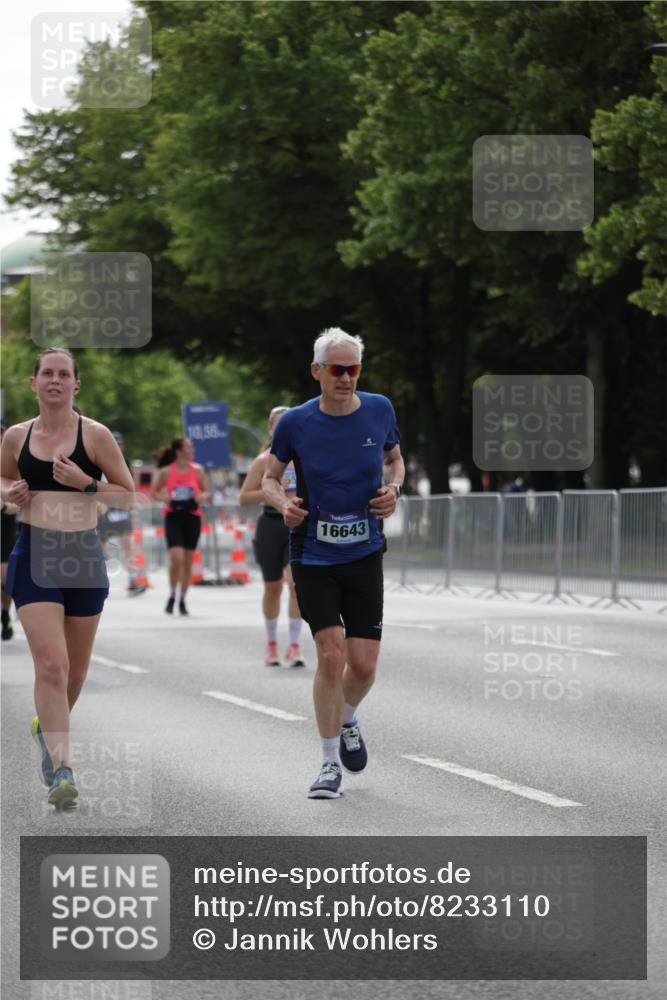 29.06.2025 - hella hamburg halbmarathon Jannik Wohlers http://msf.ph/oto/8233110 29.06.2025 10:28:18 Lombardsbrücke 1518, 1557, 4700, 4834, 5167, 5249, 5250, 5718, 5903, 5939, 6102, 6418, 8560, 9642, 9716, 9855, 10068, 10434, 15256, 16125, 16643, 18293 meine-sportfotos.de