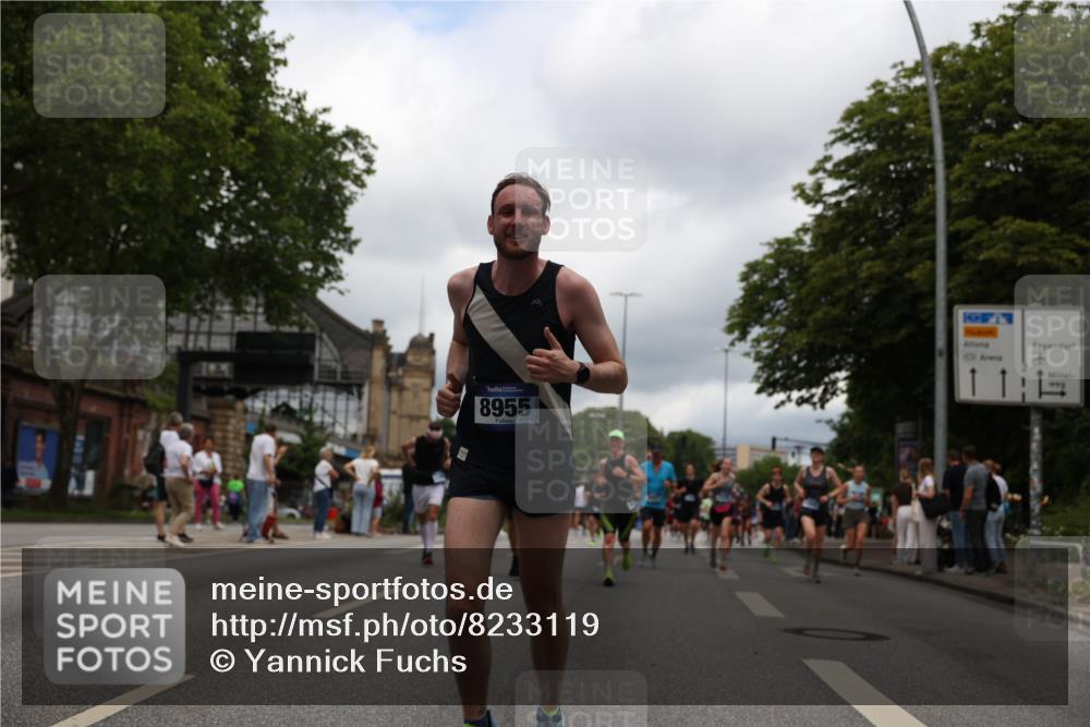 29.06.2025 - hella hamburg halbmarathon Yannick Fuchs http://msf.ph/oto/8233119 29.06.2025 10:46:57 20KM 1098, 1257, 1258, 1482, 1657, 1683, 2111, 2208, 2910, 3334, 3399, 3952, 3999, 4419, 4587, 4726, 5169, 5194, 5607, 5907, 6198, 6897, 7232, 7383, 8273, 8361, 8587, 8651, 8955, 9065, 9163, 10529, 10724, 10811, 11217, 11588, 11589, 11604, 11689, 12155, 12482, 12910, 13211, 14198, 14286, 14805, 15430, 15681, 15980, 16467, 16929, 17130, 17198, 17710, 18249, 18331, 18901, 19208, 19244 meine-sportfotos.de