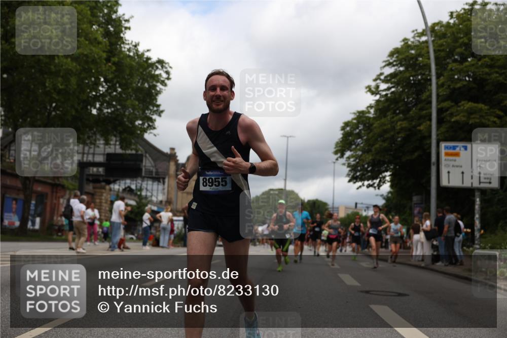 29.06.2025 - hella hamburg halbmarathon Yannick Fuchs http://msf.ph/oto/8233130 29.06.2025 10:46:57 20KM 1098, 1257, 1258, 1482, 1657, 1683, 2111, 2208, 2910, 3334, 3399, 3952, 3999, 4419, 4587, 4726, 5169, 5194, 5607, 5907, 6198, 6897, 7232, 7383, 8273, 8361, 8587, 8651, 8955, 9065, 9163, 10529, 10724, 10811, 11217, 11588, 11589, 11604, 11689, 12155, 12482, 12910, 13211, 14198, 14286, 14805, 15430, 15681, 15980, 16467, 16929, 17130, 17198, 17710, 18249, 18331, 18901, 19208, 19244 meine-sportfotos.de