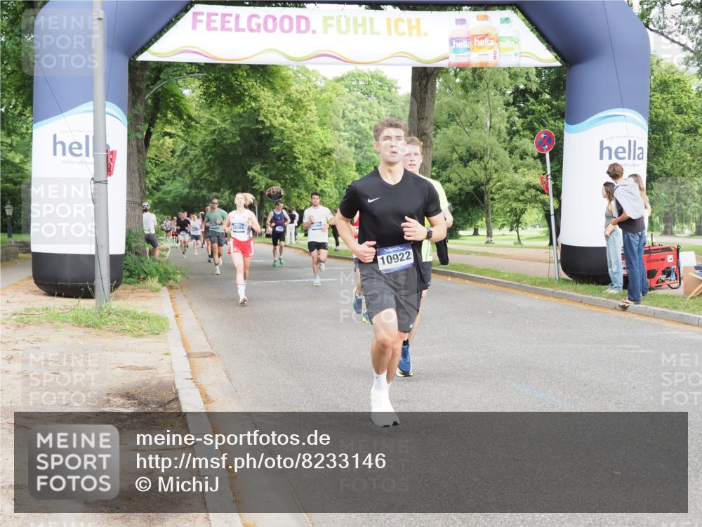 29.06.2025 - hella hamburg halbmarathon MichiJ http://msf.ph/oto/8233146 29.06.2025 10:26:42 Zwischen KM18-KM19 5791, 7743, 8571, 9017, 9171, 9643, 10793, 10922, 11282, 16075, 18193, 18277 meine-sportfotos.de