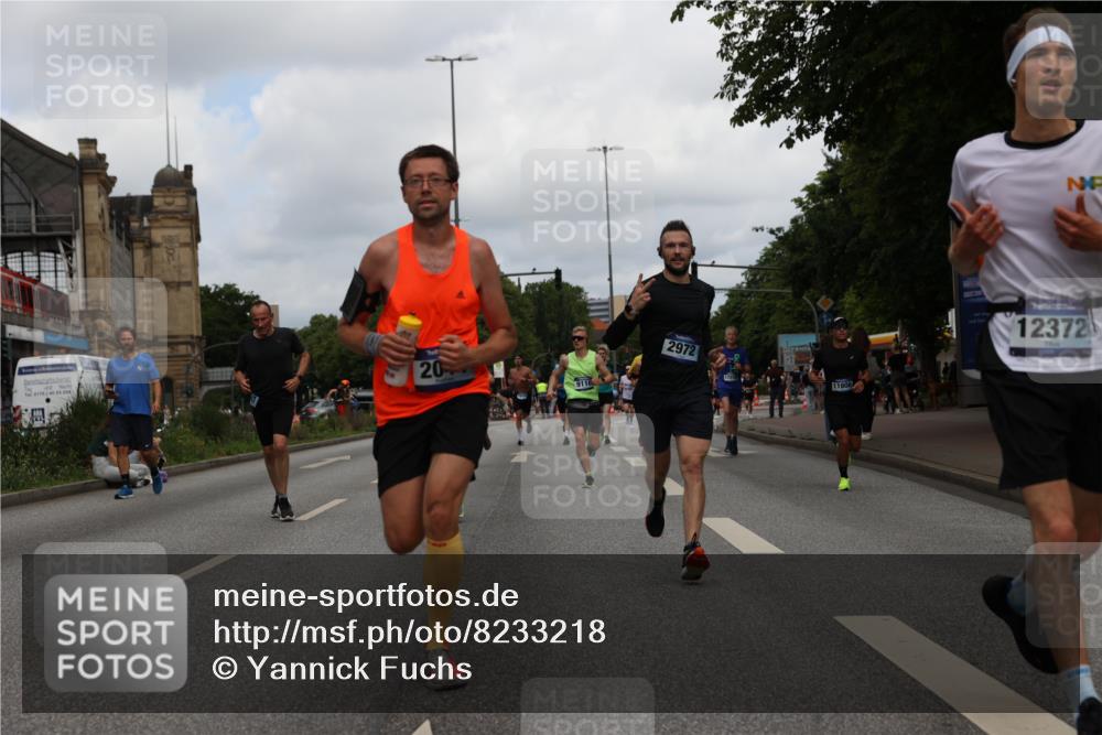 29.06.2025 - hella hamburg halbmarathon Yannick Fuchs http://msf.ph/oto/8233218 29.06.2025 10:34:19 20KM 1358, 1975, 2044, 2546, 2563, 2573, 2972, 3547, 3626, 4381, 4398, 4565, 4766, 5752, 7981, 8319, 8346, 8925, 8933, 9116, 9540, 11284, 11714, 11806, 12046, 12091, 12335, 12372, 13190, 13479, 13514, 14077, 14204, 14272, 14699, 15094, 15336, 15421, 15435, 15744, 15828, 17425, 17668, 17792, 17916, 17973, 18013, 18154, 18803 meine-sportfotos.de