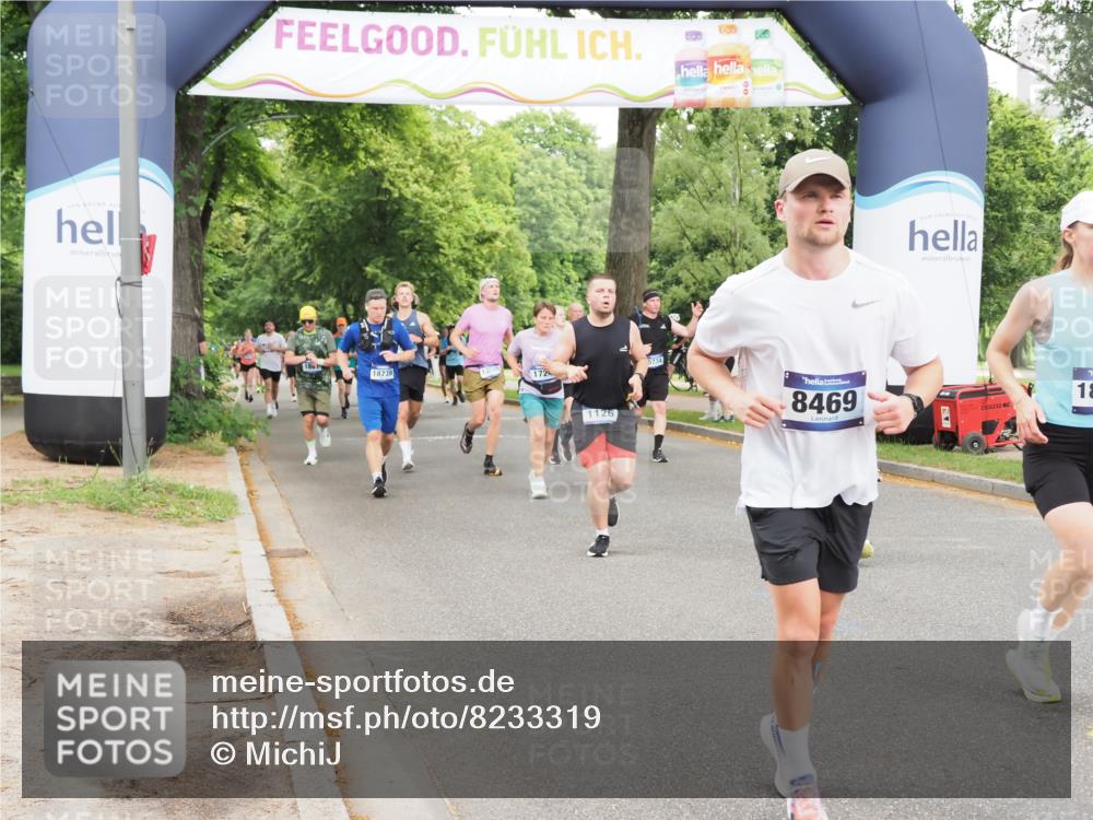 29.06.2025 - hella hamburg halbmarathon MichiJ http://msf.ph/oto/8233319 29.06.2025 10:49:46 Zwischen KM18-KM19 1126, 1722, 1724, 4370, 6311, 8469, 9899, 10194, 11402, 12567, 13528, 13739, 13841, 15093, 18028, 18359, 18739, 18796 meine-sportfotos.de