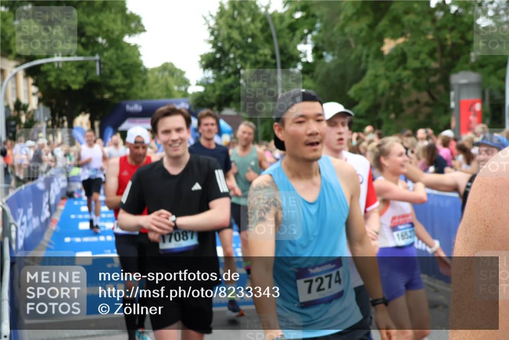 29.06.2025 - hella hamburg halbmarathon Zöllner http://msf.ph/oto/8233343 29.06.2025 10:54:26 Ziel 1267, 1442, 3426, 4635, 6511, 6512, 7129, 8772, 11009, 11430, 12321, 12362, 13289, 13803, 15946, 16327, 16574, 16750, 16879, 17698, 18268, 19067 meine-sportfotos.de