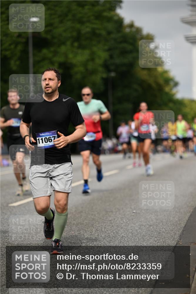 29.06.2025 - hella hamburg halbmarathon Dr. Thomas Lammeyer http://msf.ph/oto/8233359 29.06.2025 10:13:31 Kennedybrücke 7081, 7187, 7636, 9297, 9306, 9434, 9781, 10819, 10943, 11067 meine-sportfotos.de