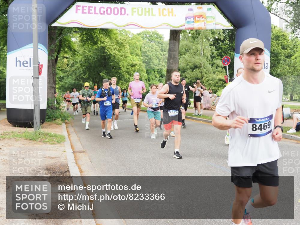 29.06.2025 - hella hamburg halbmarathon MichiJ http://msf.ph/oto/8233366 29.06.2025 10:49:47 Zwischen KM18-KM19 1126, 1722, 1724, 4370, 5734, 6311, 8469, 8822, 9899, 10194, 10214, 12567, 13528, 13739, 13841, 15093, 18028, 18359, 18739, 18796 meine-sportfotos.de