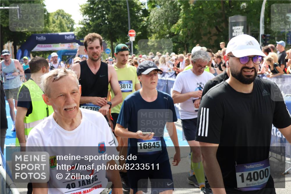 29.06.2025 - hella hamburg halbmarathon Zöllner http://msf.ph/oto/8233511 29.06.2025 11:33:40 Ziel 1328, 1672, 3409, 6261, 6440, 7029, 7299, 8304, 8375, 8383, 9234, 11010, 12330, 12838, 13168, 13704, 15244, 15405, 16682, 16705, 18129 meine-sportfotos.de