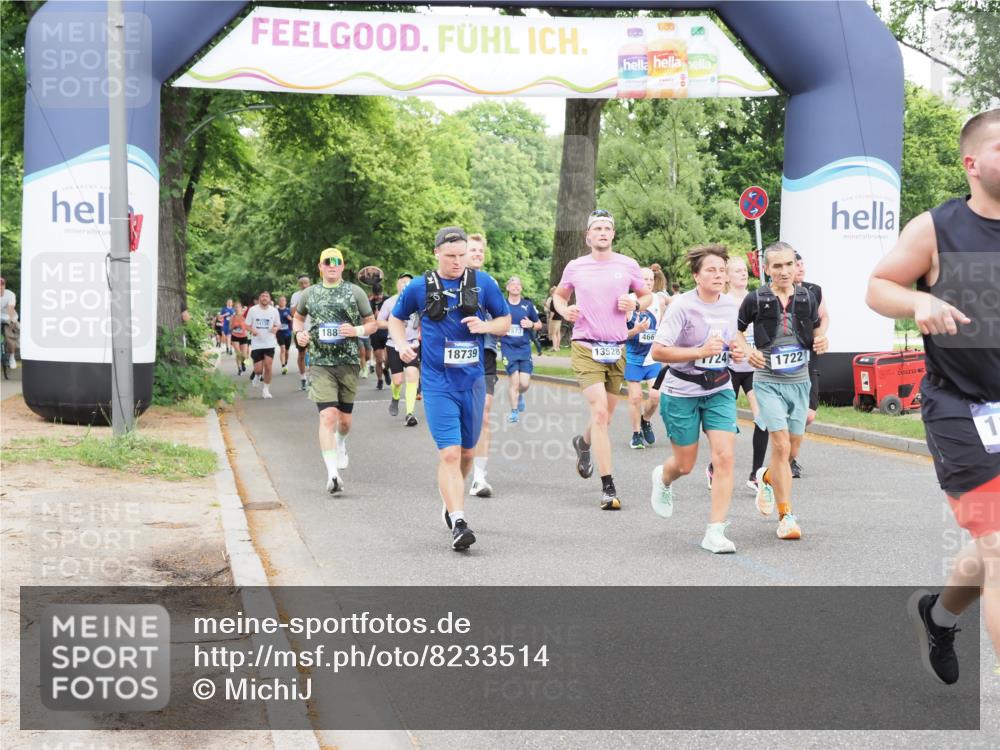 29.06.2025 - hella hamburg halbmarathon MichiJ http://msf.ph/oto/8233514 29.06.2025 10:49:48 Zwischen KM18-KM19 1126, 1722, 1724, 4370, 4665, 5734, 6311, 8469, 8822, 9899, 10194, 10214, 12567, 13528, 15093, 18028, 18359, 18717, 18739, 18796 meine-sportfotos.de