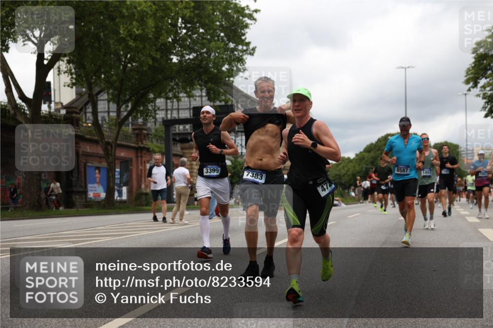 29.06.2025 - hella hamburg halbmarathon Yannick Fuchs http://msf.ph/oto/8233594 29.06.2025 10:47:00 20KM 1257, 1258, 1482, 1683, 2111, 2208, 2346, 2910, 3334, 3399, 3999, 4065, 4419, 4587, 4726, 5077, 5169, 5194, 5607, 5907, 6198, 6897, 7232, 7383, 7509, 8273, 8361, 8587, 8651, 8955, 9065, 9163, 10529, 10724, 11217, 11588, 11589, 11604, 11689, 12155, 12482, 12910, 14805, 15430, 15681, 15980, 16467, 16929, 17710, 18249, 18331, 18720, 18901, 19208, 19244 meine-sportfotos.de