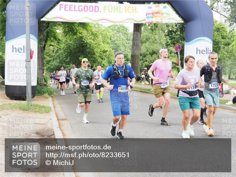29.06.2025 - hella hamburg halbmarathon MichiJ http://msf.ph/oto/8233651 29.06.2025 10:49:49 Zwischen KM18-KM19 1126, 1722, 1724, 1881, 4370, 4665, 5734, 8469, 8822, 9899, 10194, 10214, 13528, 15093, 18028, 18359, 18717, 18739 meine-sportfotos.de