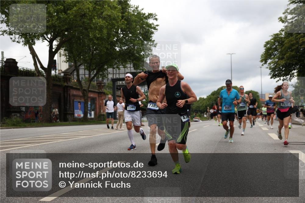 29.06.2025 - hella hamburg halbmarathon Yannick Fuchs http://msf.ph/oto/8233694 29.06.2025 10:47:00 20KM 1257, 1258, 1482, 1683, 2111, 2208, 2346, 2910, 3334, 3399, 3999, 4065, 4419, 4587, 4726, 5077, 5169, 5194, 5607, 5907, 6198, 6897, 7232, 7383, 7509, 8273, 8361, 8587, 8651, 8955, 9065, 9163, 10529, 10724, 11217, 11588, 11589, 11604, 11689, 12155, 12482, 12910, 14805, 15430, 15681, 15980, 16467, 16929, 17710, 18249, 18331, 18720, 18901, 19208, 19244 meine-sportfotos.de