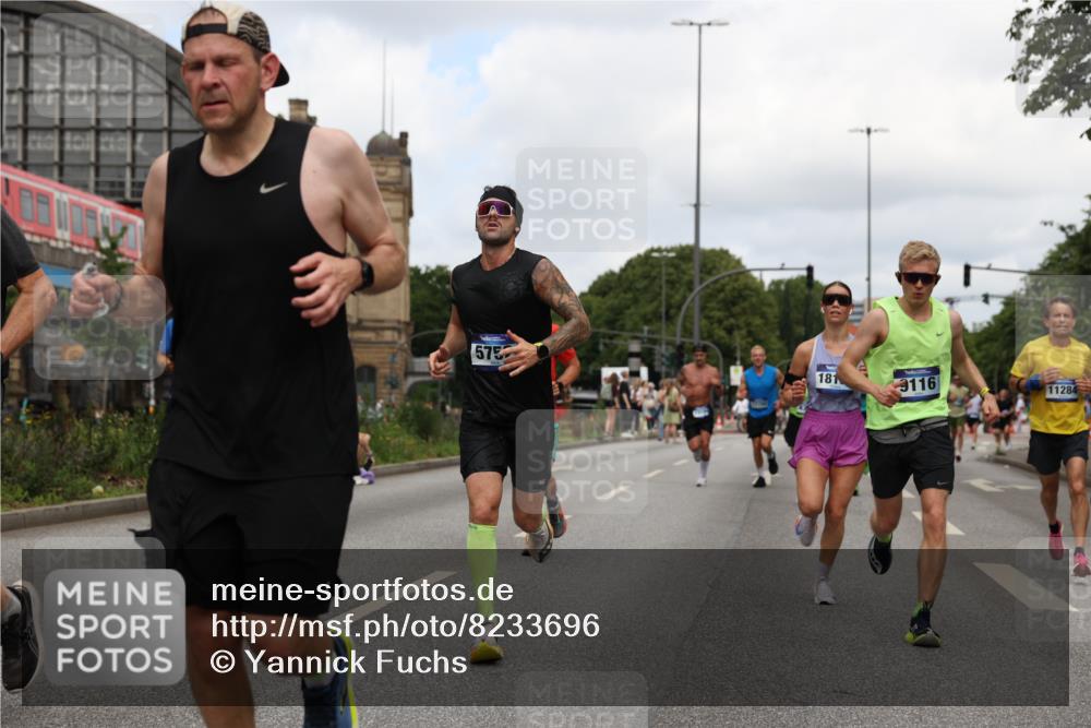 29.06.2025 - hella hamburg halbmarathon Yannick Fuchs http://msf.ph/oto/8233696 29.06.2025 10:34:22 20KM 1358, 1975, 2044, 2563, 2573, 2972, 3547, 3626, 4381, 4398, 4565, 4766, 4888, 5752, 8319, 8346, 8574, 8933, 9116, 9540, 11284, 11714, 11806, 12046, 12091, 12335, 12372, 13190, 13514, 14077, 14272, 14699, 15336, 15421, 15435, 15744, 15828, 17425, 17668, 17792, 17916, 17973, 18013, 18154, 18803 meine-sportfotos.de