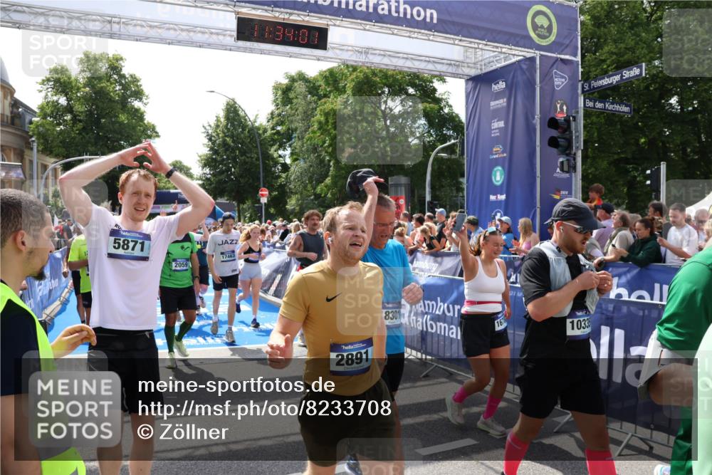 29.06.2025 - hella hamburg halbmarathon Zöllner http://msf.ph/oto/8233708 29.06.2025 11:33:59 Ziel 1324, 1732, 2059, 2199, 3010, 3457, 3871, 4326, 5258, 5260, 5557, 8141, 8306, 8891, 11454, 17099, 17300, 17443, 17463, 18132, 18378, 18578 meine-sportfotos.de