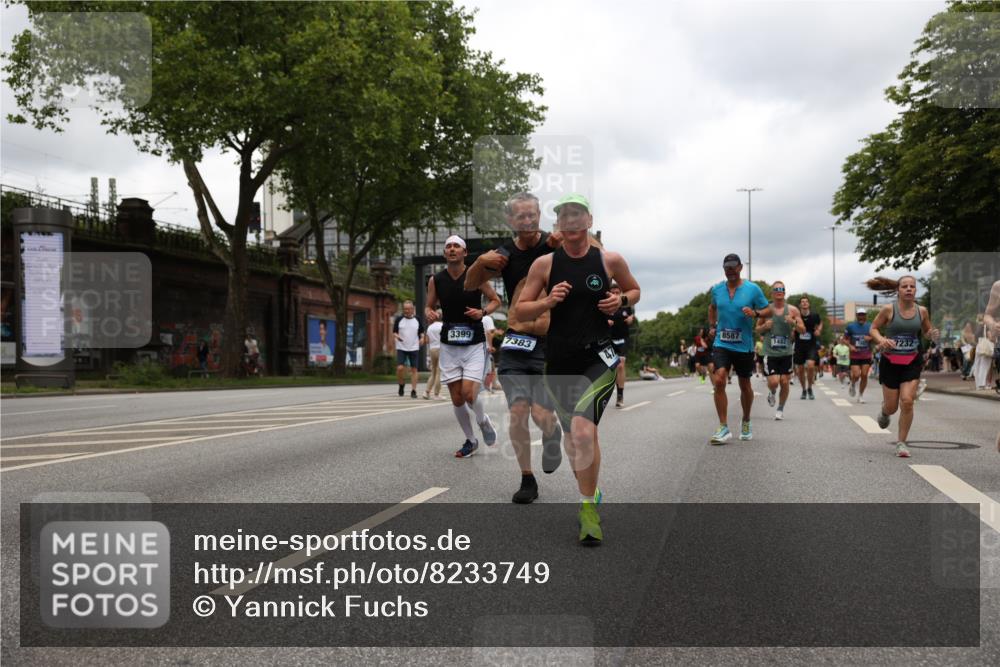 29.06.2025 - hella hamburg halbmarathon Yannick Fuchs http://msf.ph/oto/8233749 29.06.2025 10:47:00 20KM 1257, 1258, 1482, 1683, 2111, 2208, 2346, 2910, 3334, 3399, 3999, 4065, 4419, 4587, 4726, 5077, 5169, 5194, 5607, 5907, 6198, 6897, 7232, 7383, 7509, 8273, 8361, 8587, 8651, 8955, 9065, 9163, 10529, 10724, 11217, 11588, 11589, 11604, 11689, 12155, 12482, 12910, 14805, 15430, 15681, 15980, 16467, 16929, 17710, 18249, 18331, 18720, 18901, 19208, 19244 meine-sportfotos.de