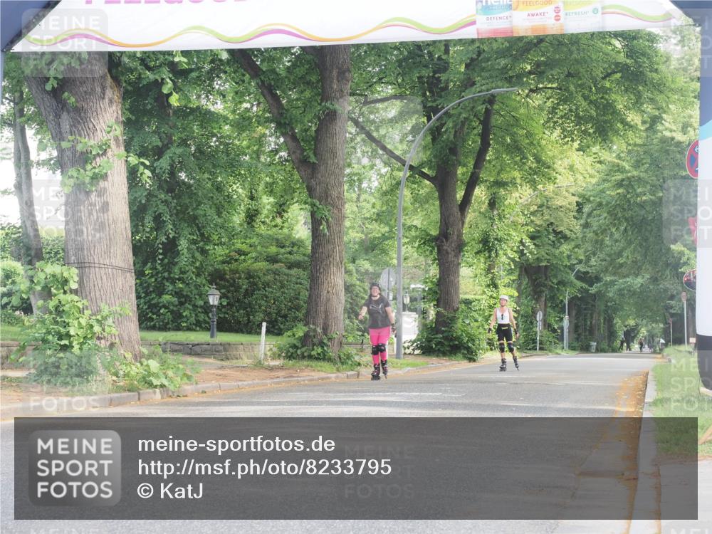 29.06.2025 - hella hamburg halbmarathon KatJ http://msf.ph/oto/8233795 29.06.2025 09:43:26 Zwischen KM18-KM19  meine-sportfotos.de