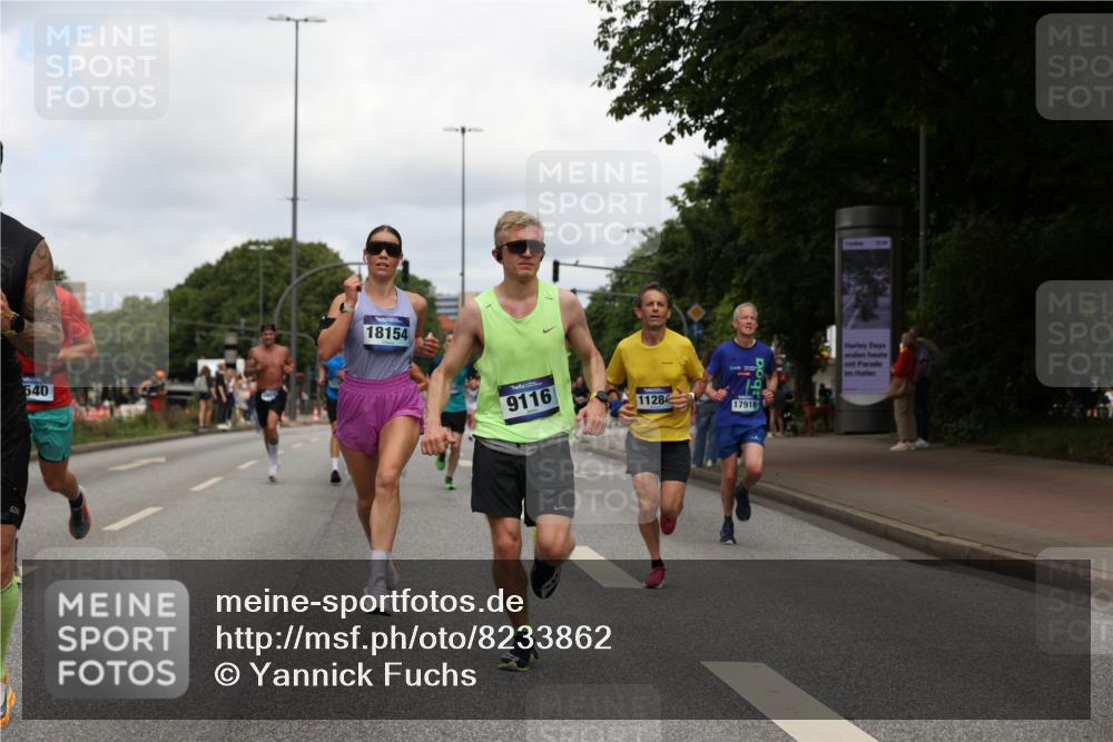 29.06.2025 - hella hamburg halbmarathon Yannick Fuchs http://msf.ph/oto/8233862 29.06.2025 10:34:22 20KM 1358, 1975, 2044, 2563, 2573, 2972, 3547, 3626, 4381, 4398, 4565, 4766, 4888, 5752, 8319, 8346, 8574, 8933, 9116, 9540, 11284, 11714, 11806, 12046, 12091, 12335, 12372, 13190, 13514, 14077, 14272, 14699, 15336, 15421, 15435, 15744, 15828, 17425, 17668, 17792, 17916, 17973, 18013, 18154, 18803 meine-sportfotos.de