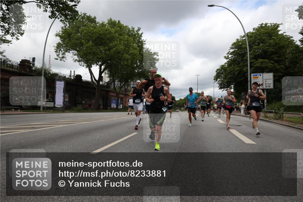 29.06.2025 - hella hamburg halbmarathon Yannick Fuchs http://msf.ph/oto/8233881 29.06.2025 10:47:00 20KM 1257, 1258, 1482, 1683, 2111, 2208, 2346, 2910, 3334, 3399, 3999, 4065, 4419, 4587, 4726, 5077, 5169, 5194, 5607, 5907, 6198, 6897, 7232, 7383, 7509, 8273, 8361, 8587, 8651, 8955, 9065, 9163, 10529, 10724, 11217, 11588, 11589, 11604, 11689, 12155, 12482, 12910, 14805, 15430, 15681, 15980, 16467, 16929, 17710, 18249, 18331, 18720, 18901, 19208, 19244 meine-sportfotos.de