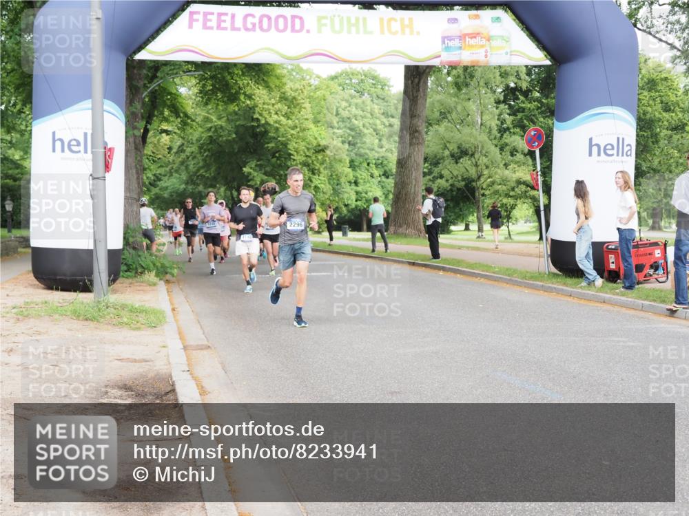 29.06.2025 - hella hamburg halbmarathon MichiJ http://msf.ph/oto/8233941 29.06.2025 10:26:49 Zwischen KM18-KM19 5091, 8002, 10922, 11282, 11423, 12900, 15382, 18584 meine-sportfotos.de