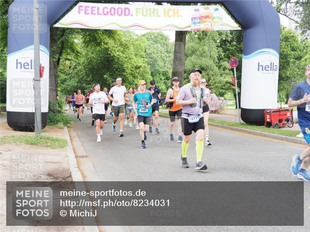 29.06.2025 - hella hamburg halbmarathon MichiJ http://msf.ph/oto/8234031 29.06.2025 10:49:52 Zwischen KM18-KM19 1126, 1254, 1334, 1573, 1722, 1724, 1881, 3001, 4370, 4665, 5734, 8822, 9718, 10214, 13528, 15093, 15252, 17757, 18028, 18717 meine-sportfotos.de