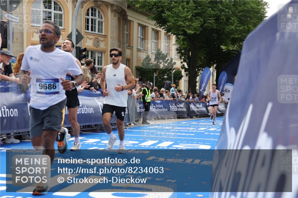 29.06.2025 - hella hamburg halbmarathon Strokosch-Dieckow http://msf.ph/oto/8234063 29.06.2025 10:34:28 Ziel 1644, 5550, 6305, 7534, 9686, 11230, 11661, 13618, 16148, 16417, 18099 meine-sportfotos.de