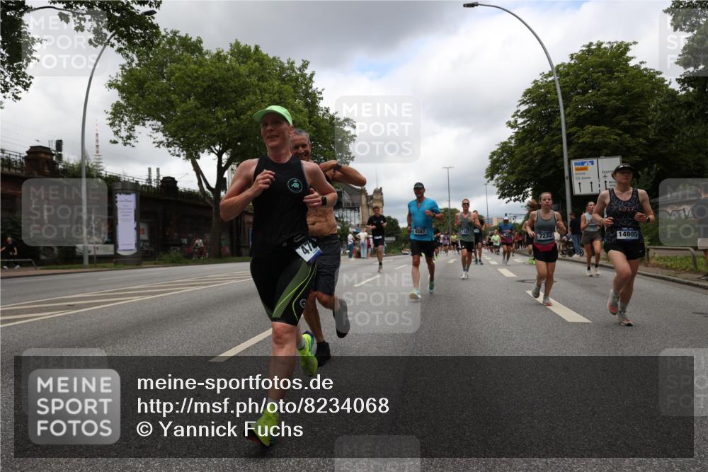 29.06.2025 - hella hamburg halbmarathon Yannick Fuchs http://msf.ph/oto/8234068 29.06.2025 10:47:01 20KM 1258, 1482, 1683, 2111, 2208, 2346, 2910, 3334, 3399, 3999, 4065, 4419, 4587, 4726, 5077, 5169, 5194, 5607, 5907, 6198, 6897, 7232, 7383, 7509, 8273, 8361, 8587, 8651, 8955, 9065, 9163, 10529, 10724, 11217, 11588, 11589, 11604, 11689, 12155, 12482, 12910, 14805, 15430, 15681, 15980, 16467, 16929, 17710, 18249, 18331, 18720, 18901, 19208, 19244 meine-sportfotos.de