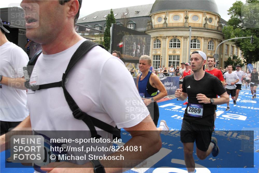 29.06.2025 - hella hamburg halbmarathon Michael Strokosch http://msf.ph/oto/8234081 29.06.2025 10:47:33 Ziel 51, 1012, 1070, 1592, 1696, 2284, 2839, 2869, 2953, 3304, 5532, 5650, 5889, 8023, 8234, 8693, 8852, 8927, 9305, 11021, 12870, 13223, 13303, 15350, 15479, 15923, 16819, 17846, 17905, 18758, 18974 meine-sportfotos.de