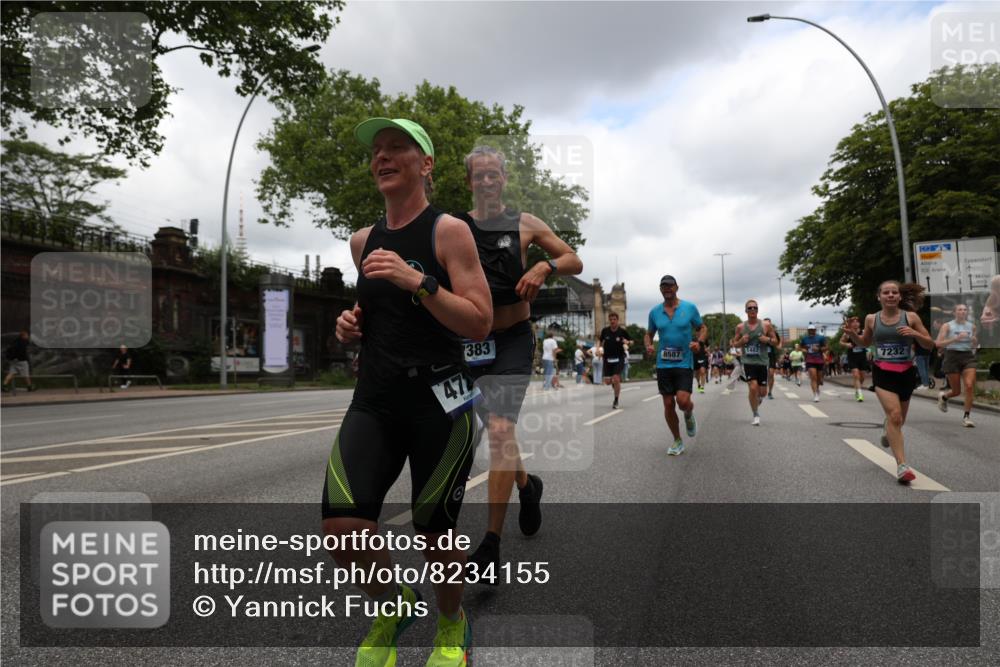 29.06.2025 - hella hamburg halbmarathon Yannick Fuchs http://msf.ph/oto/8234155 29.06.2025 10:47:01 20KM 1258, 1482, 1683, 2111, 2208, 2346, 2910, 3334, 3399, 3999, 4065, 4419, 4587, 4726, 5077, 5169, 5194, 5607, 5907, 6198, 6897, 7232, 7383, 7509, 8273, 8361, 8587, 8651, 8955, 9065, 9163, 10529, 10724, 11217, 11588, 11589, 11604, 11689, 12155, 12482, 12910, 14805, 15430, 15681, 15980, 16467, 16929, 17710, 18249, 18331, 18720, 18901, 19208, 19244 meine-sportfotos.de